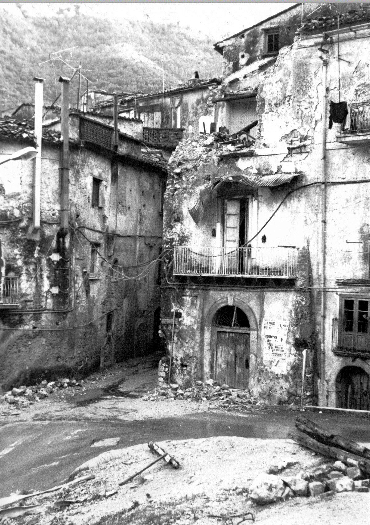 Terremoto Irpinia 04