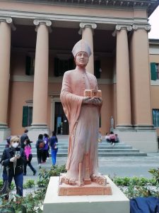 La nuova statua di San Petronio a Villa Pallavicini