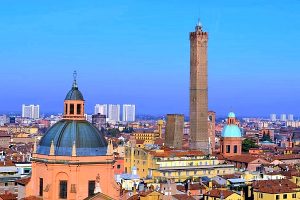 Sul risultato bolognese e questo strano scaricabarile sull’astensione